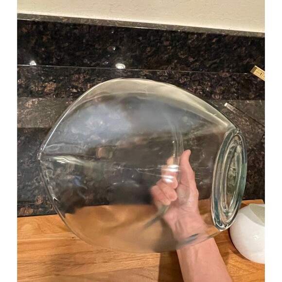 Vintage Pyrex Teal Teardrop Oval Mixing Bowl 2.5QT - Picture 9 of 9